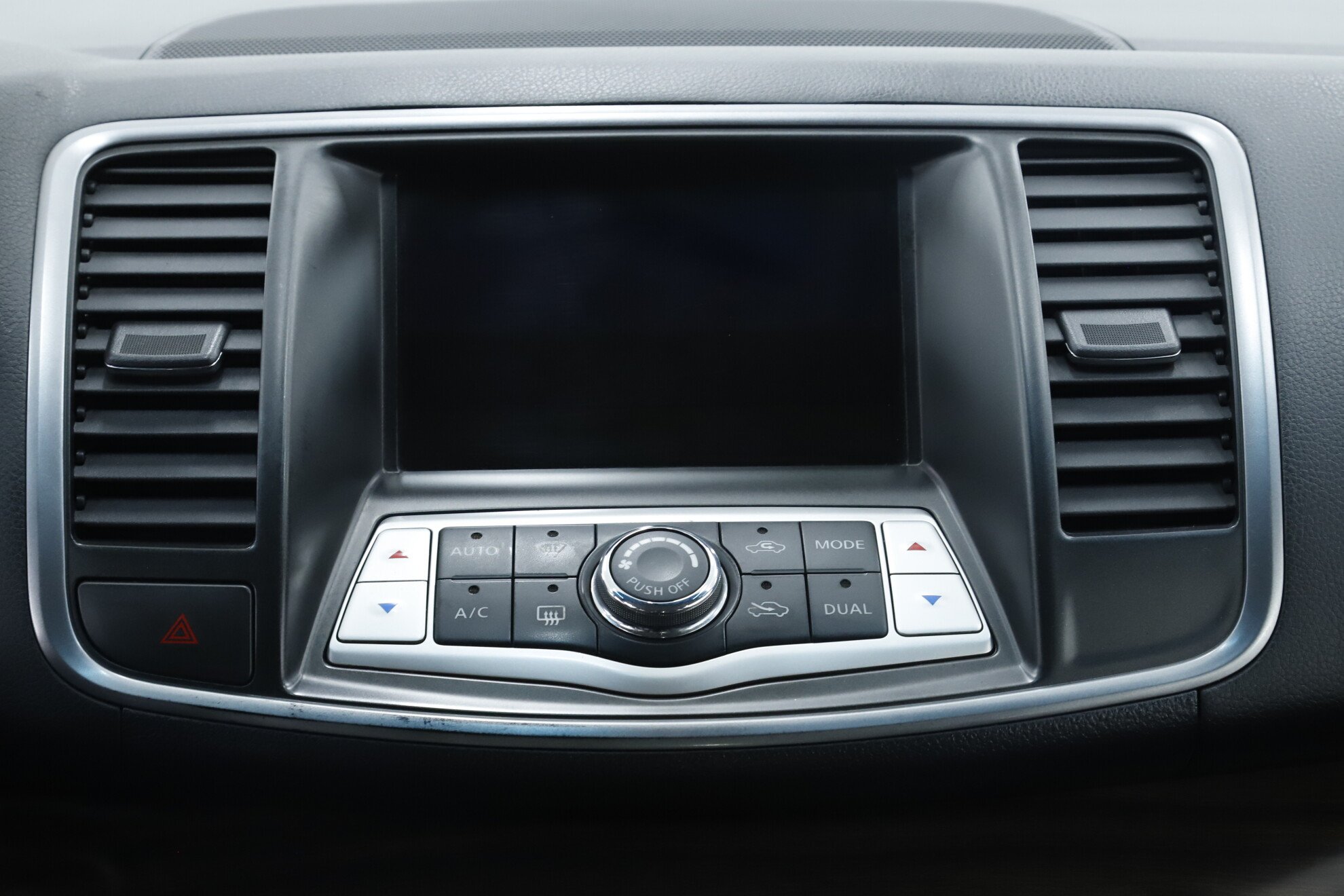 Nissan Teana, II Рестайлинг, 2011 фото 18
