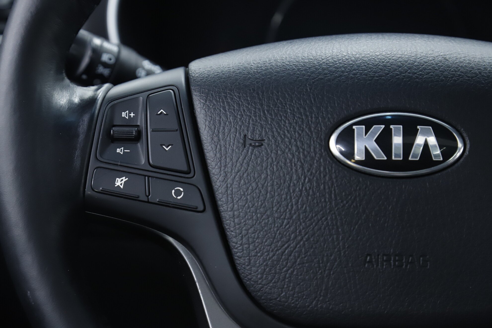 Kia Sorento, II Рестайлинг, 2013 фото 15