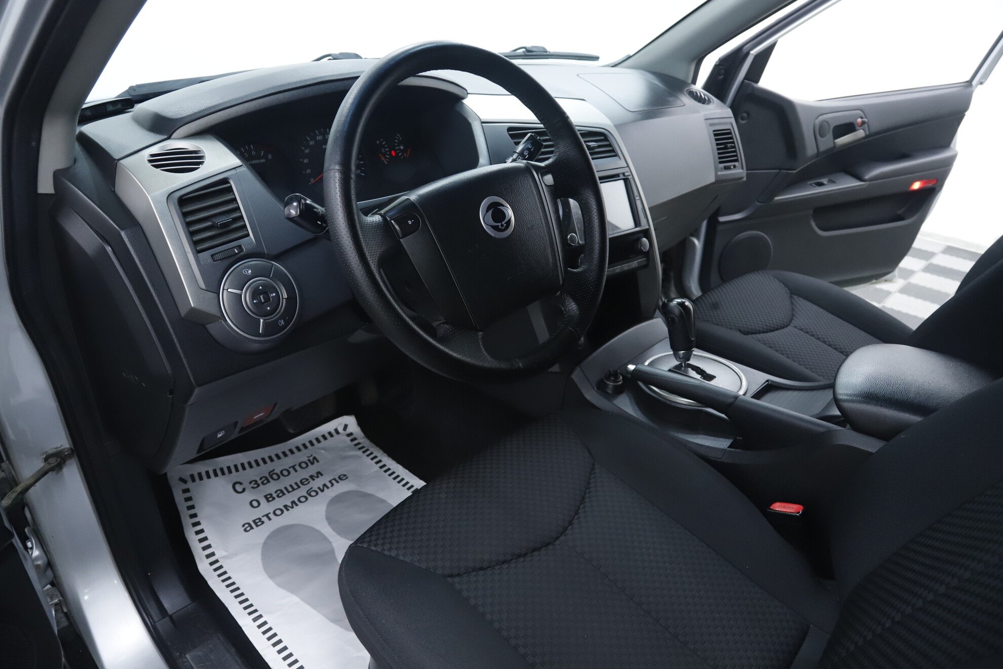 SsangYong Kyron, I Рестайлинг, 2012 фото 8