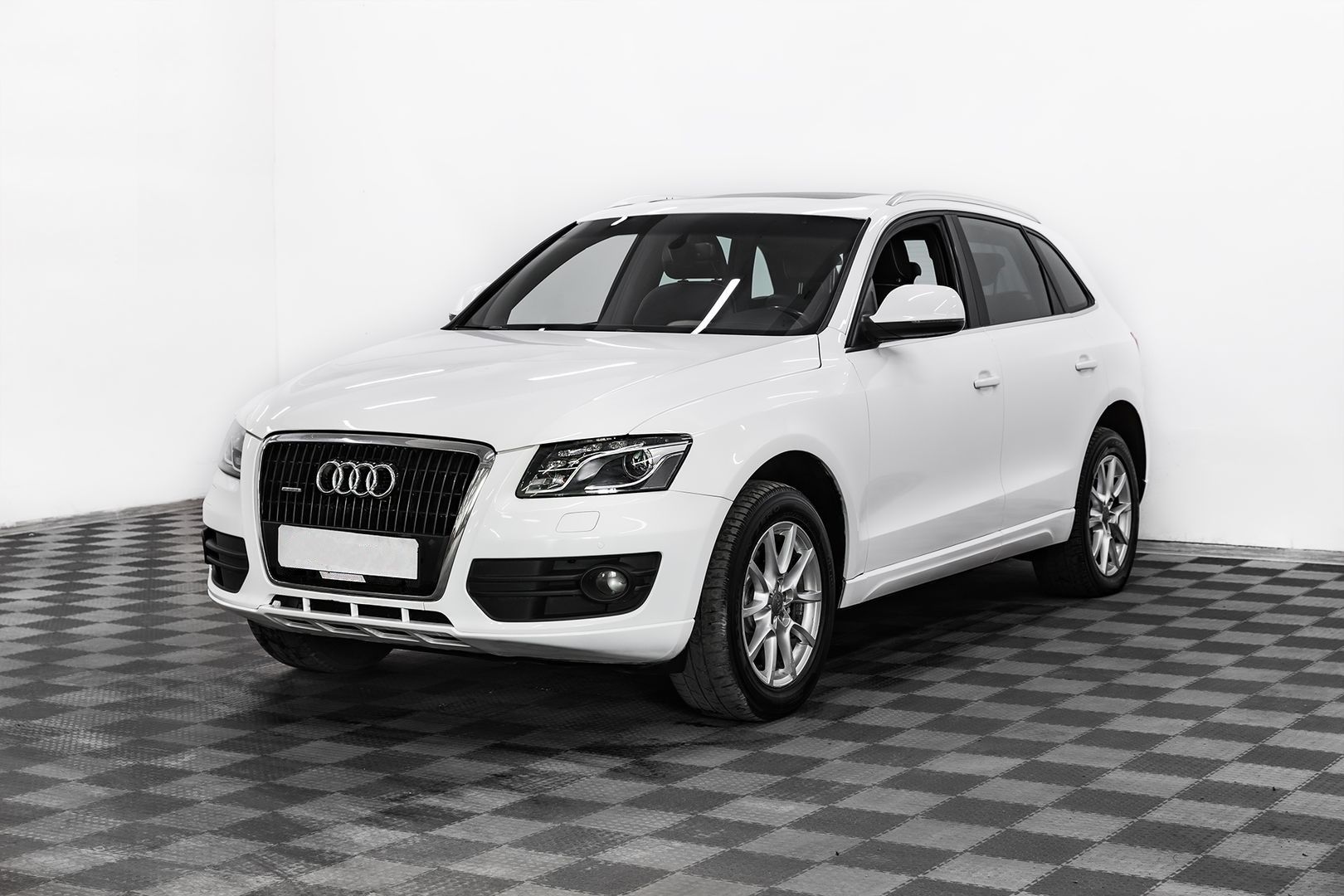 Audi Q5, I (8R), 2010