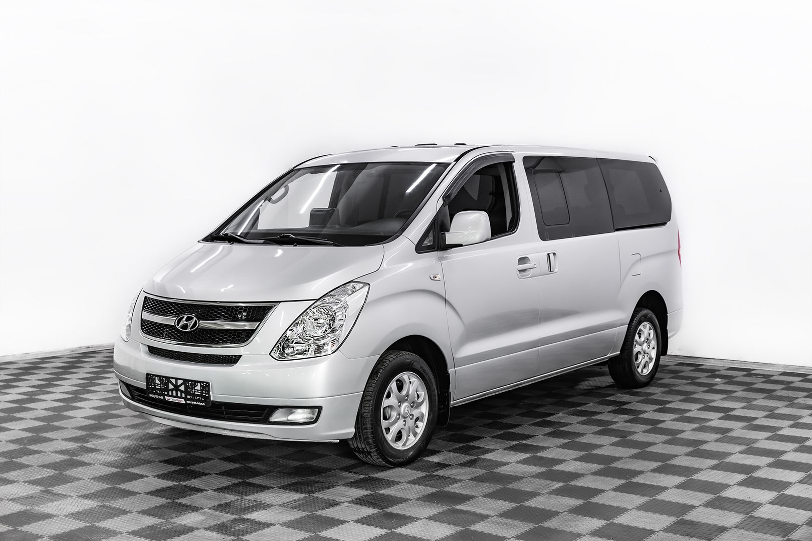 Hyundai Grand Starex, I, 2010