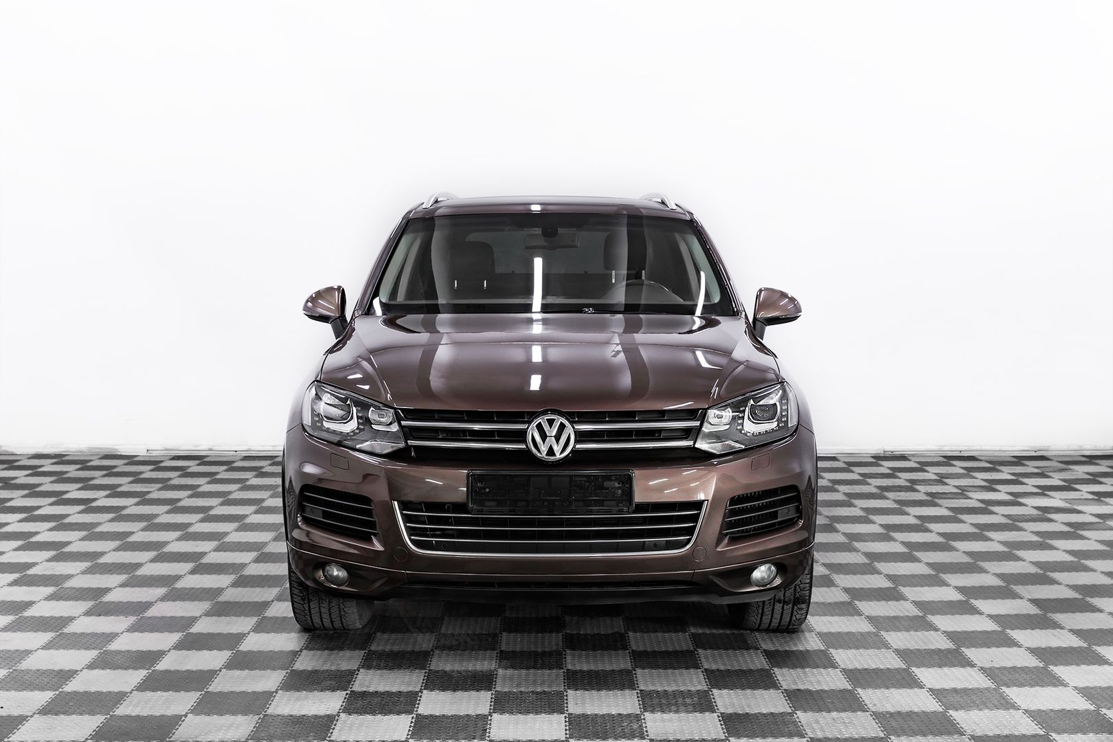 Volkswagen Touareg, II, 2012 фото 3