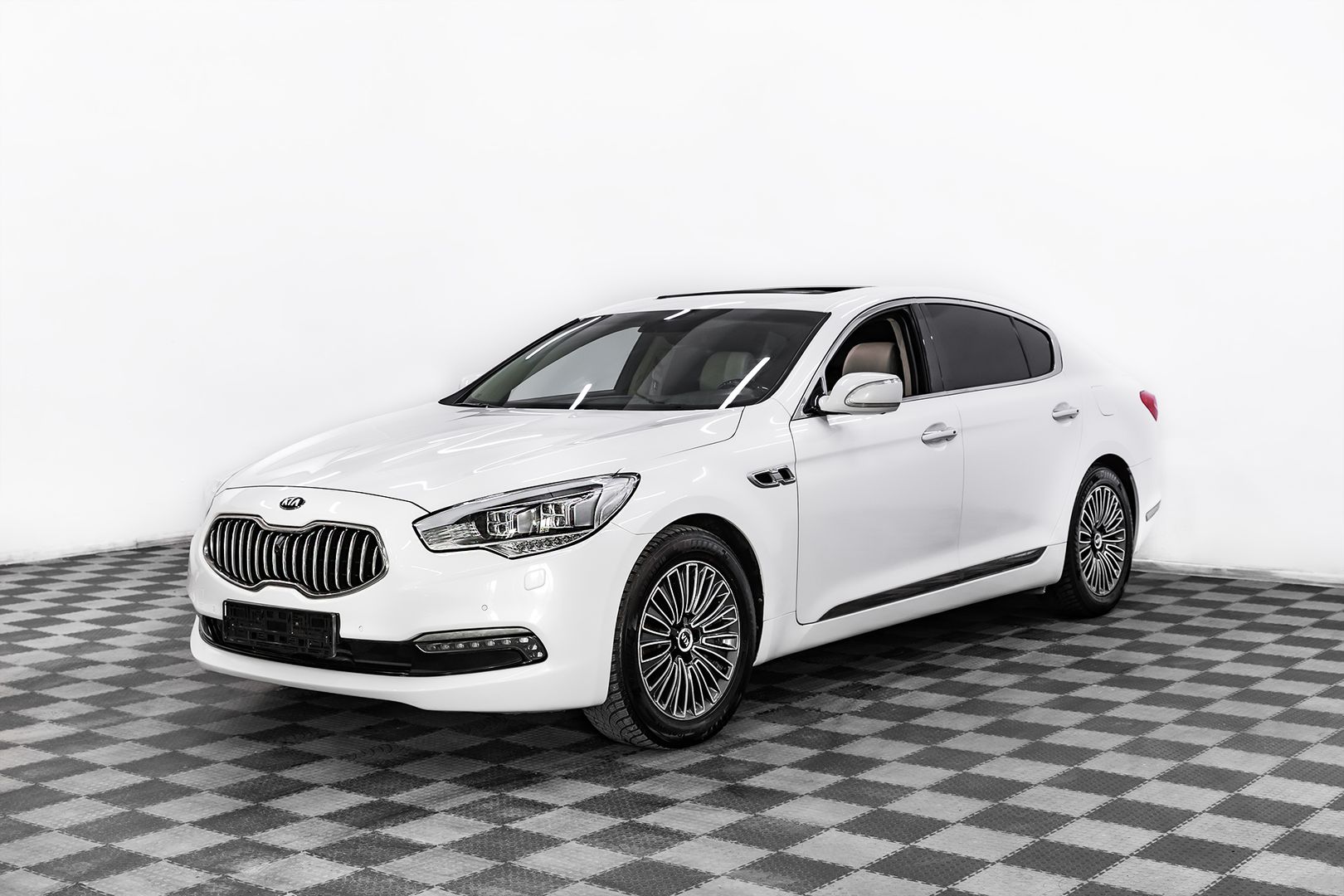 Kia Quoris, I, 2013