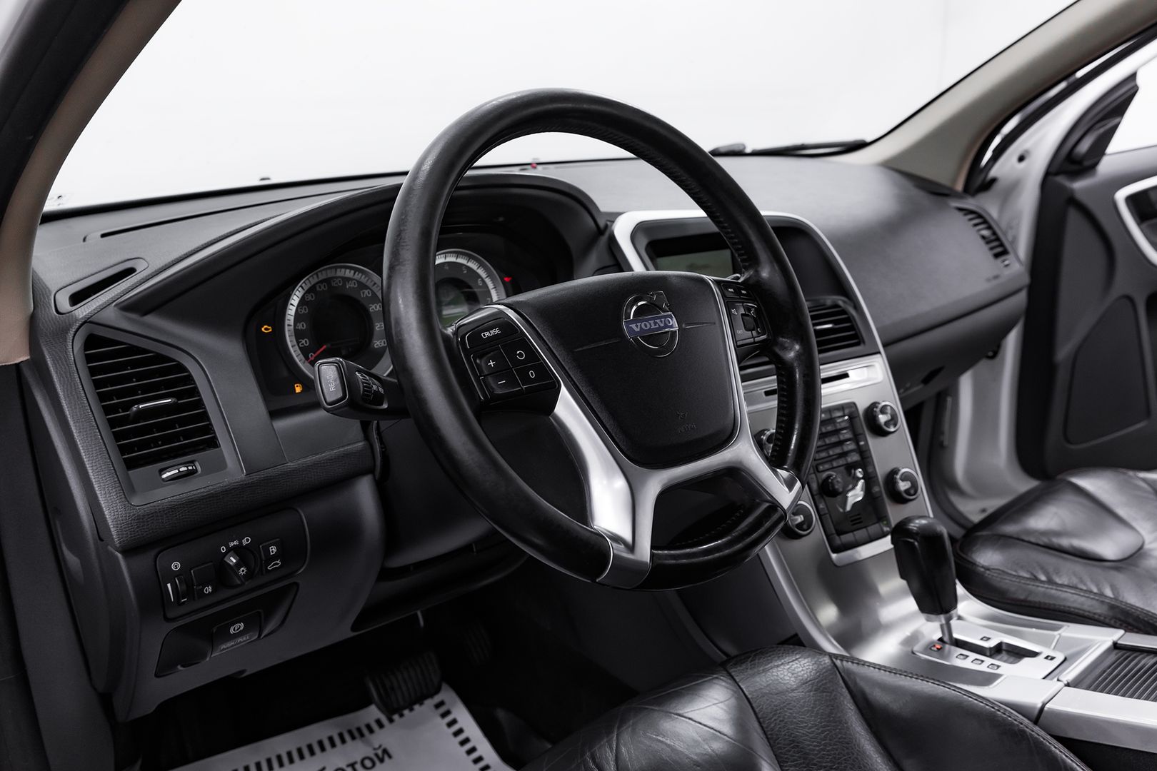 Volvo XC60, I, 2011 фото 9