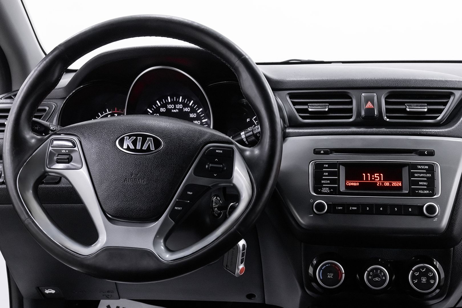 Kia Rio, III Рестайлинг, 2017 фото 9