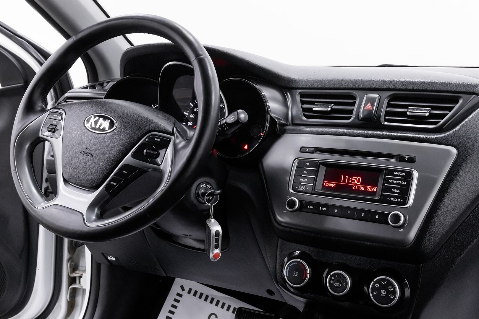Kia Rio, III Рестайлинг, 2017 фото 11