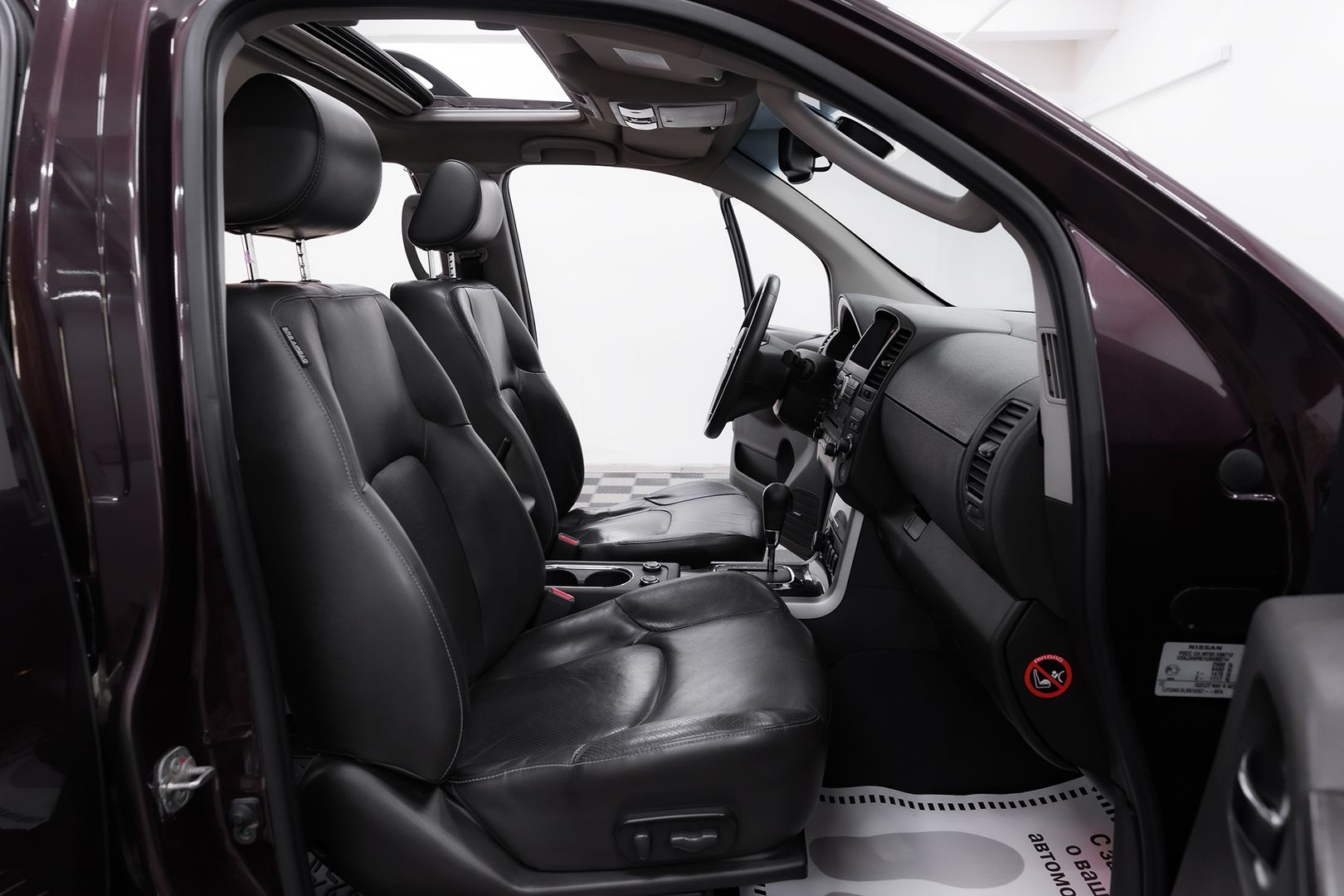 Nissan Pathfinder, III Рестайлинг, 2011 фото 11