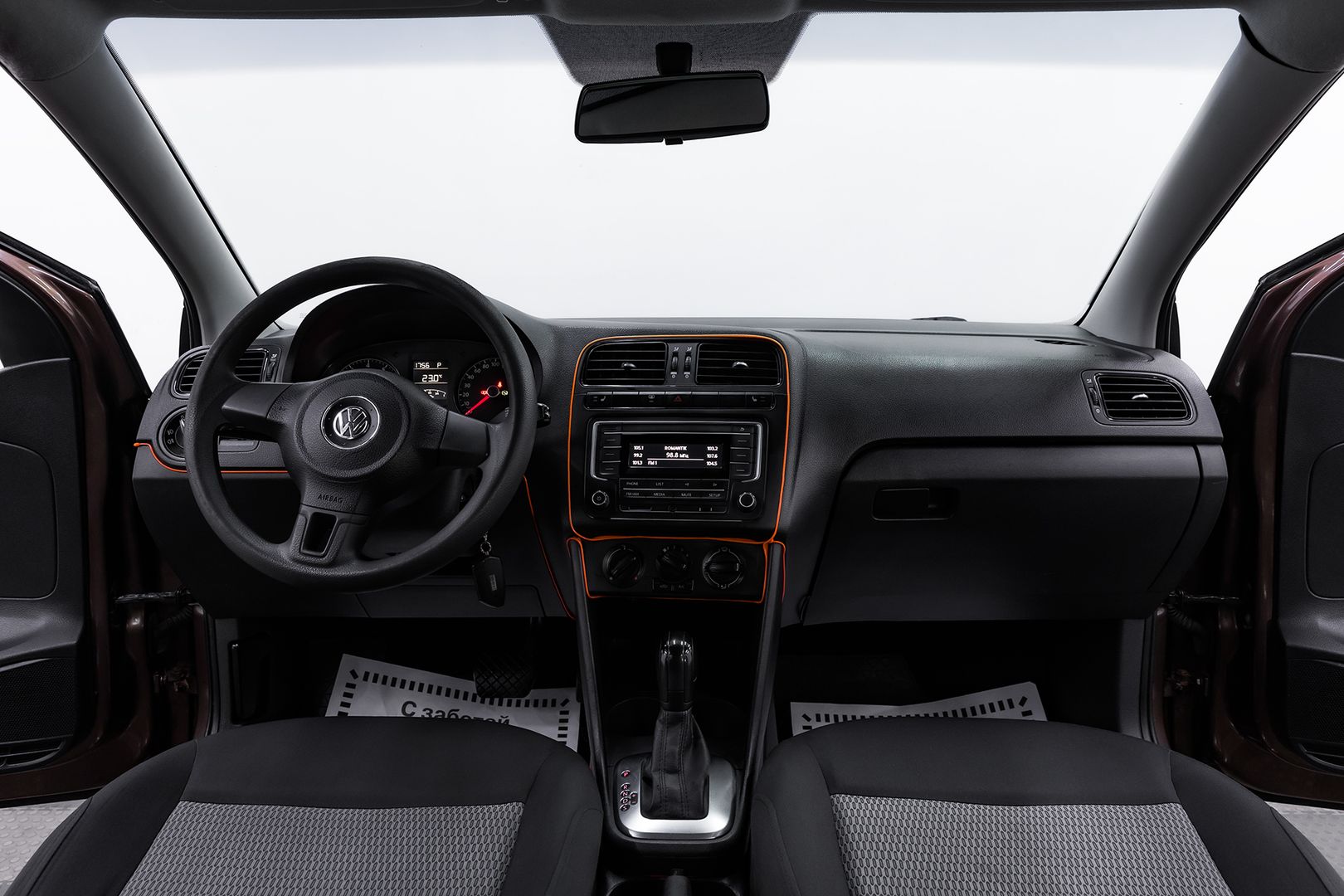 Volkswagen Polo, V, 2014 фото 9