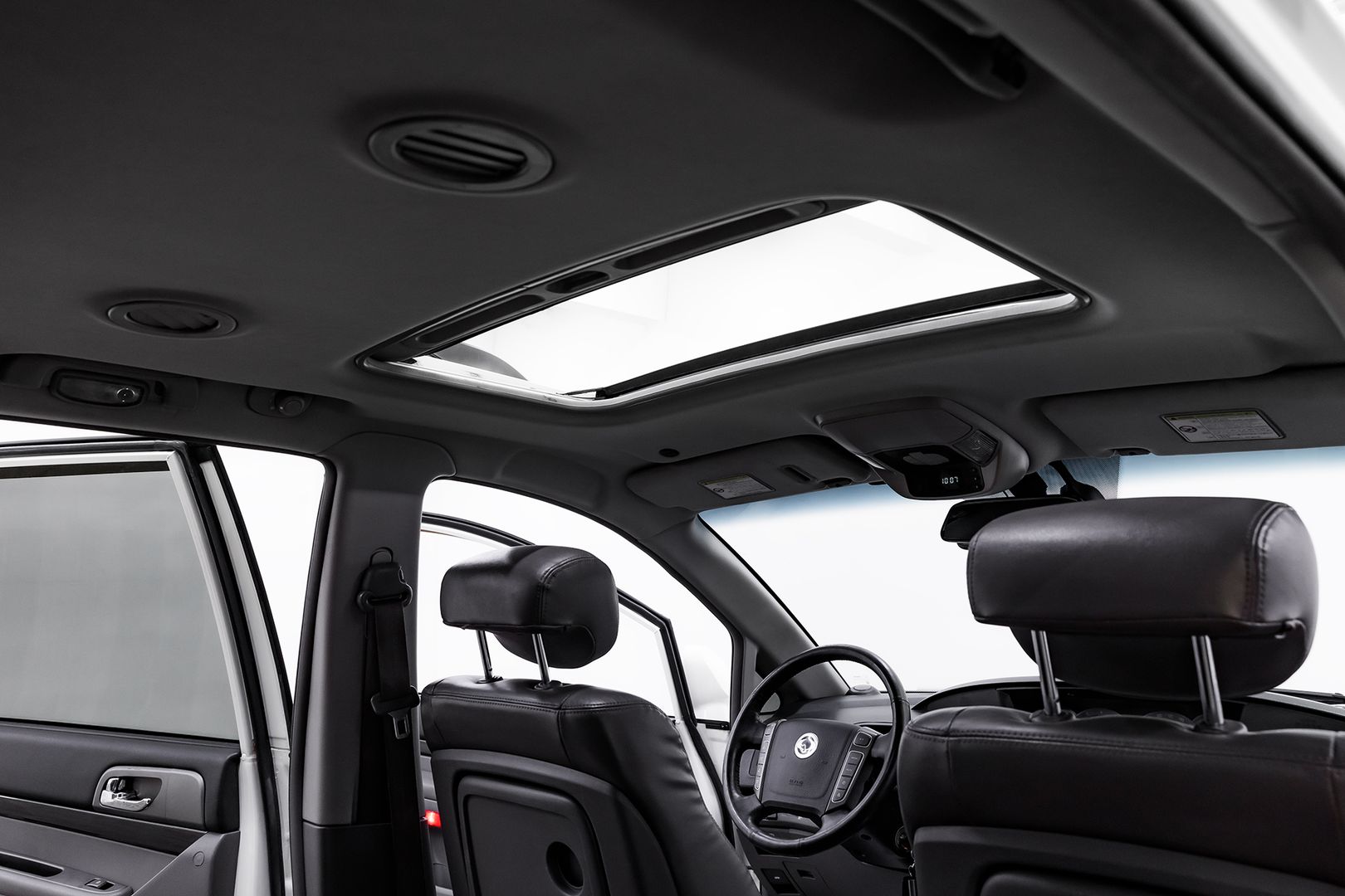SsangYong Stavic, 2013 фото 18