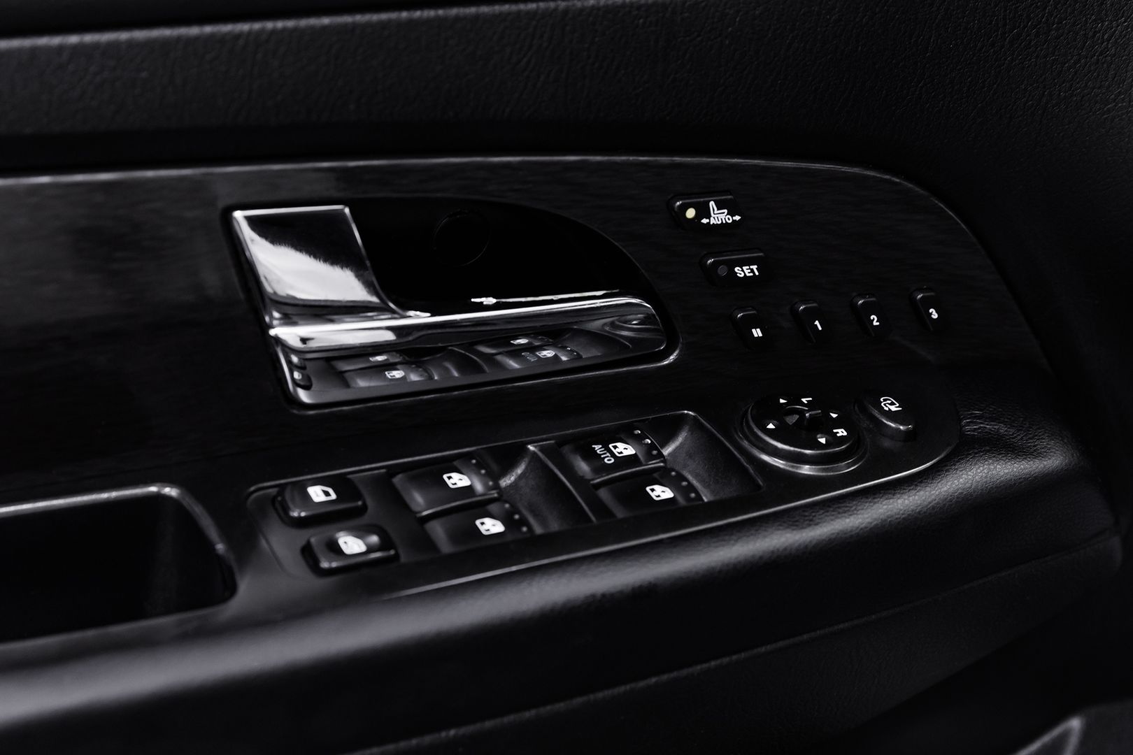 SsangYong Rexton, III, 2012 фото 8