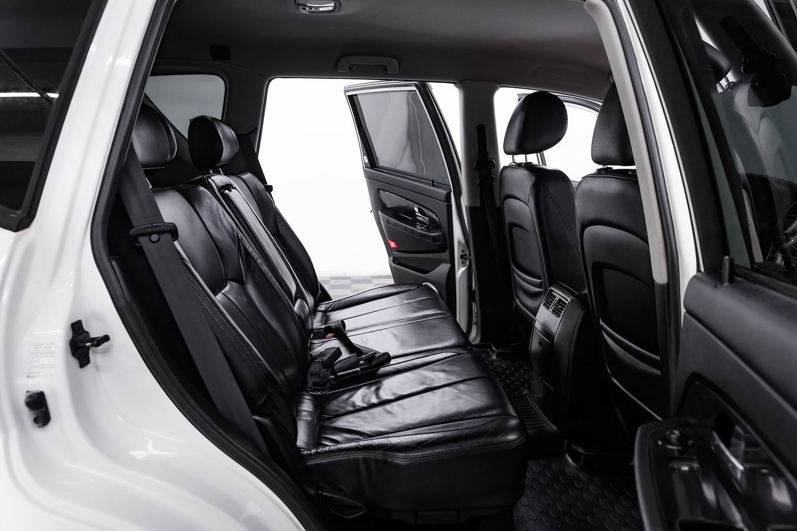 SsangYong Rexton, III, 2012 фото 17