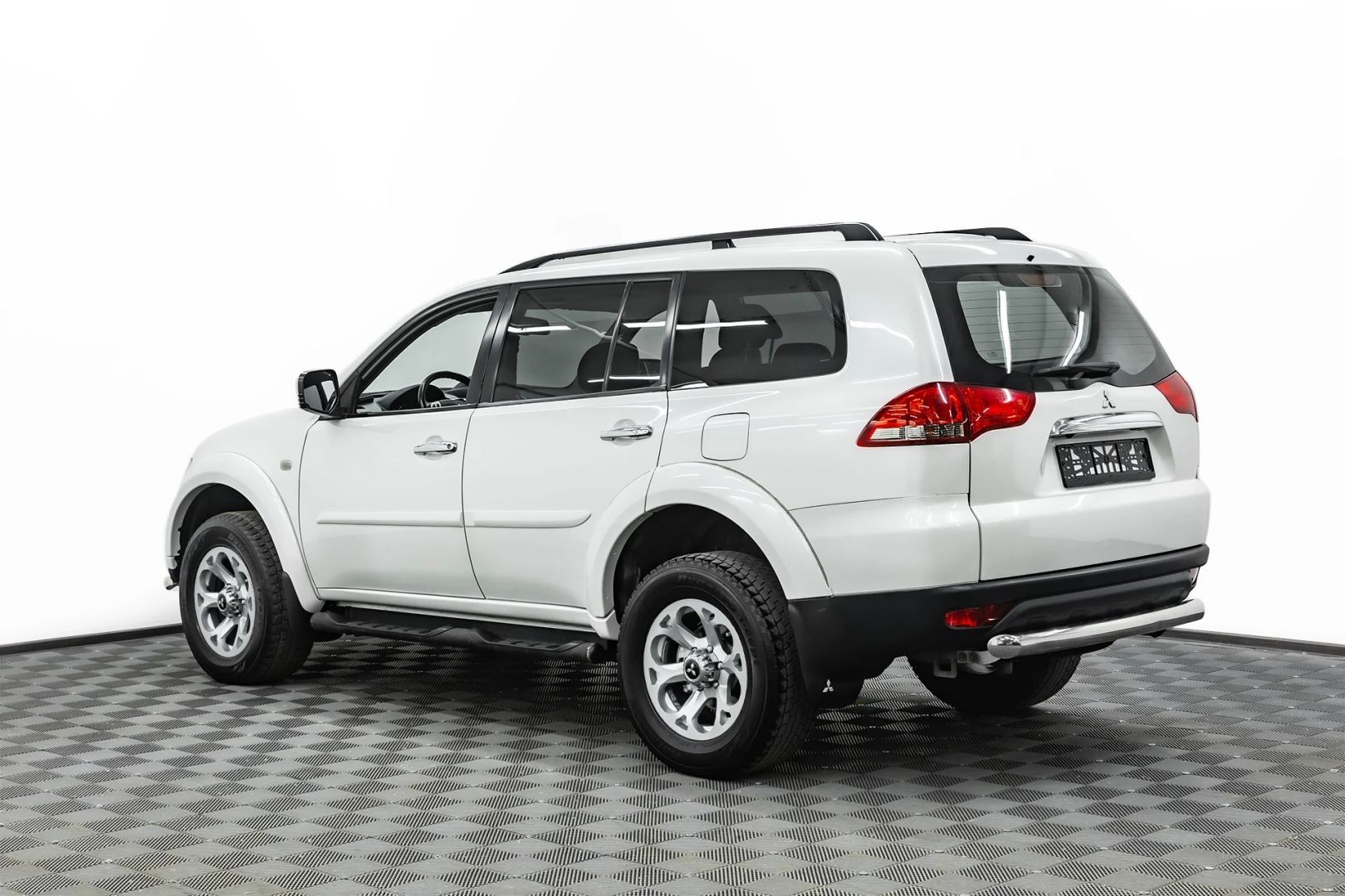Mitsubishi Pajero Sport, II Рестайлинг, 2014 фото 4