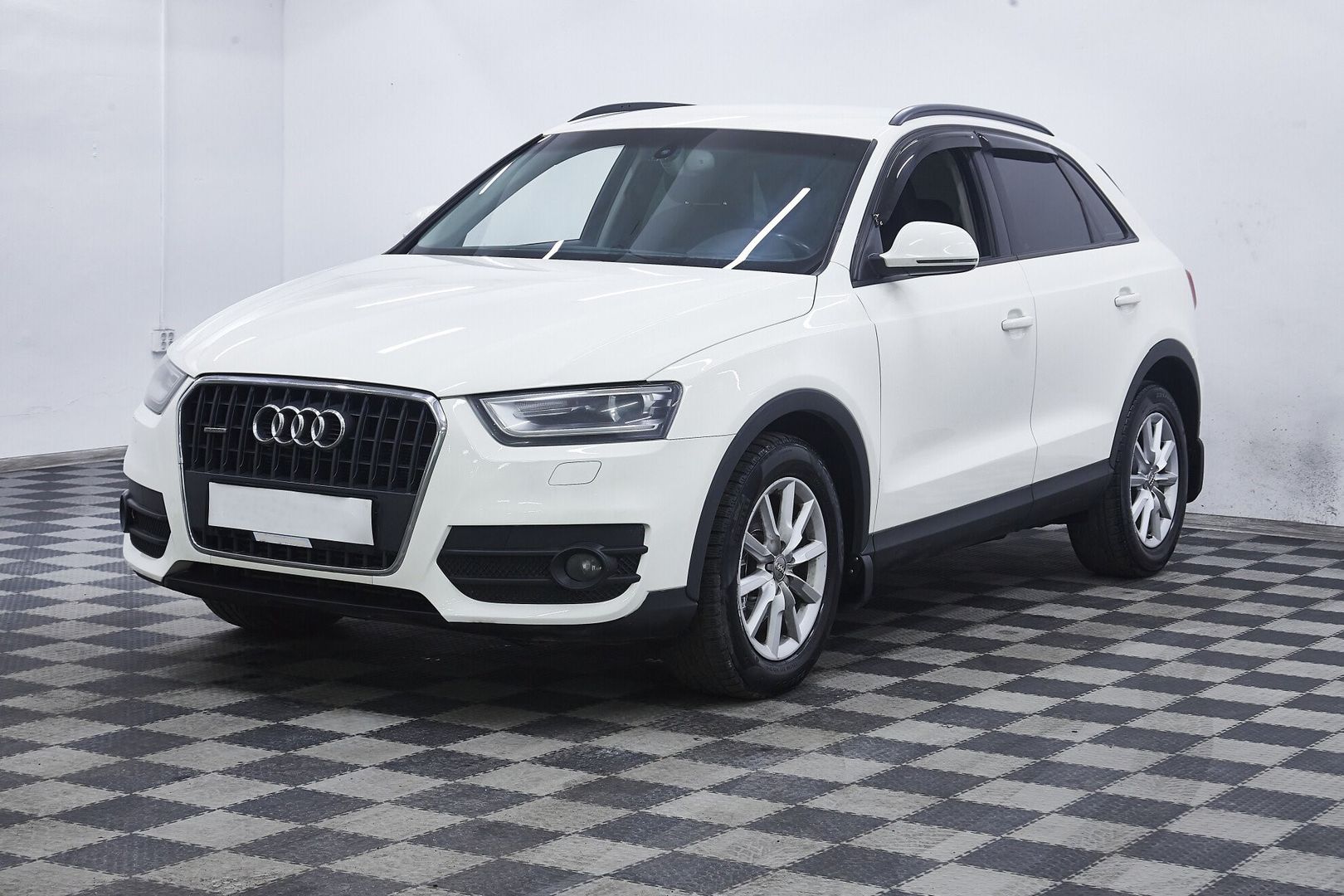 Audi Q3, I (8U), 2013
