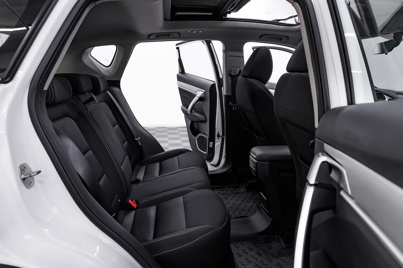 Geely Coolray, I, 2023 фото 20