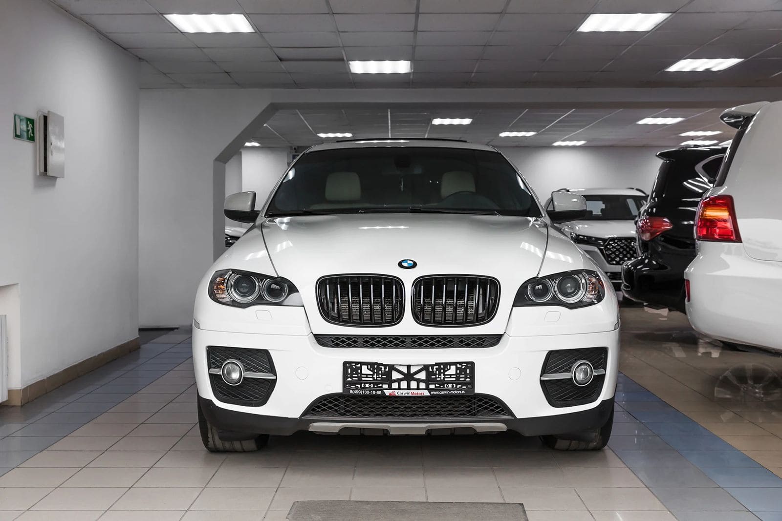 Фото автосалона ДЦ Арена 4